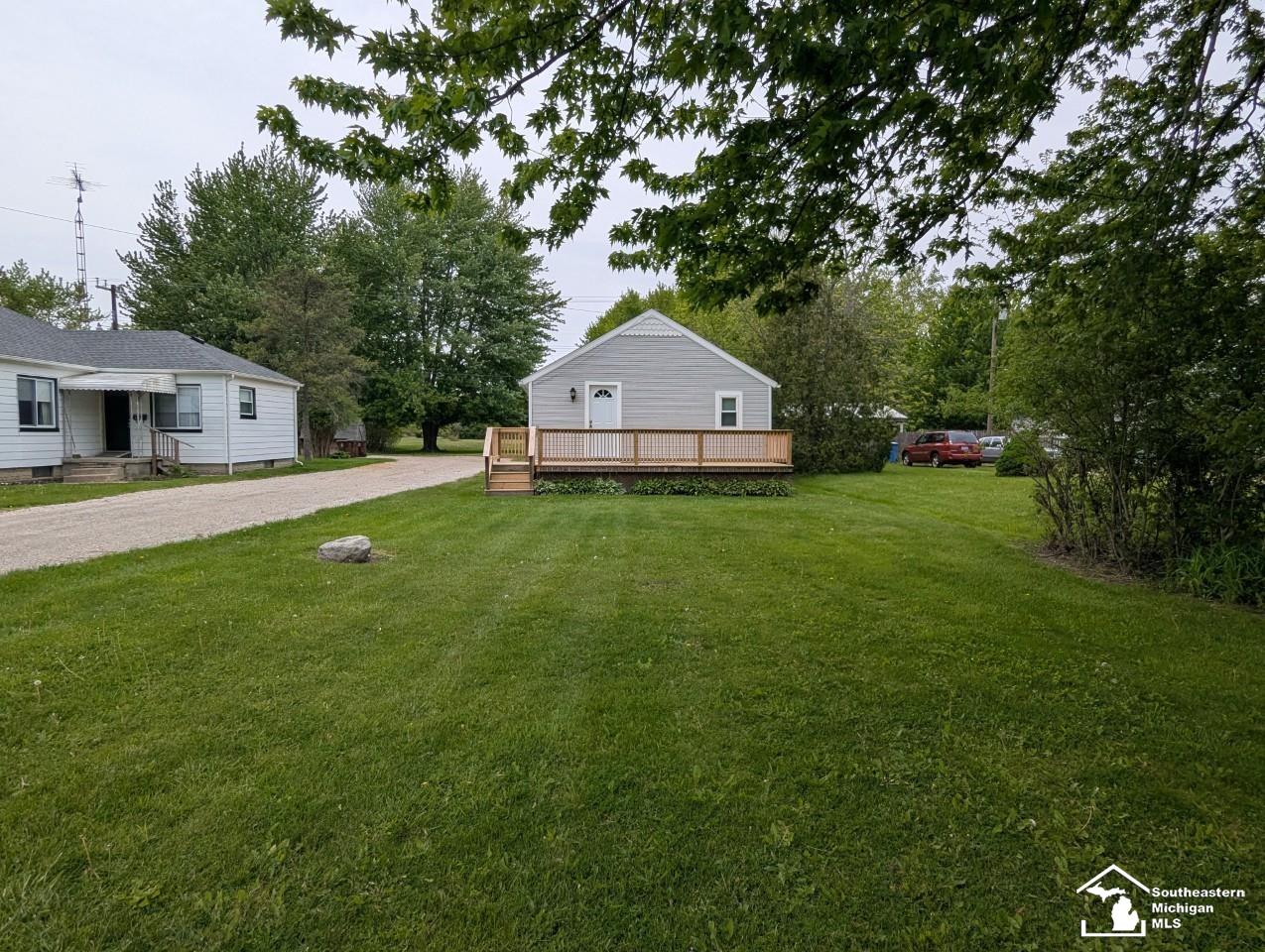 3657 Vivian Road