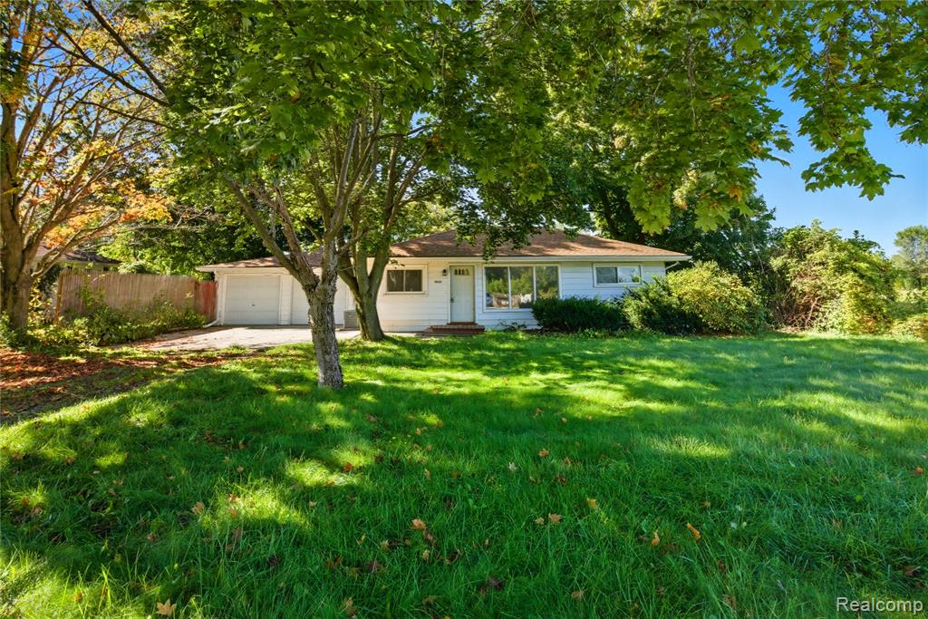 8620 Milan Oakville Road
