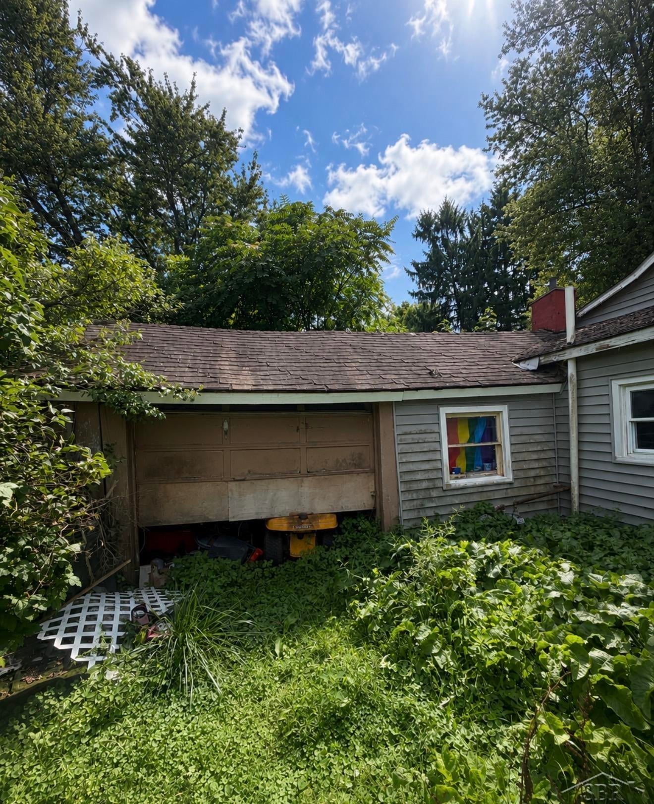340 E Center Street