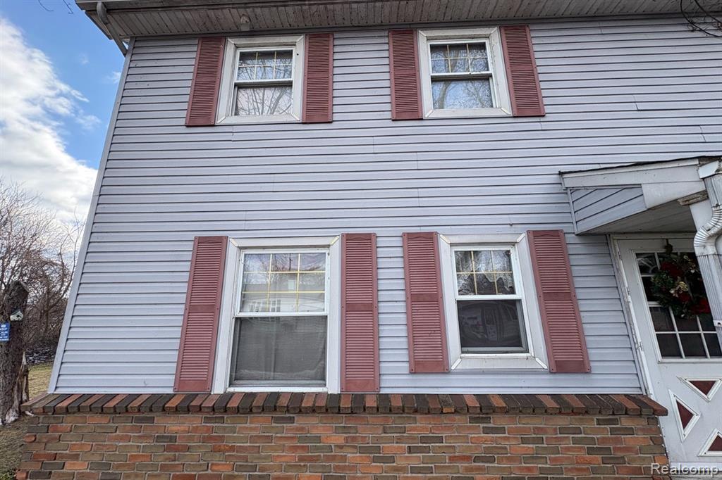 3384 Erie Shore Drive