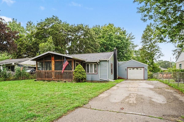 204 SOUTHWAY ST, AUGUSTA, MI 49012 - Image 9aed30d5b709b0fc91f5922ff6131da3/2815519046