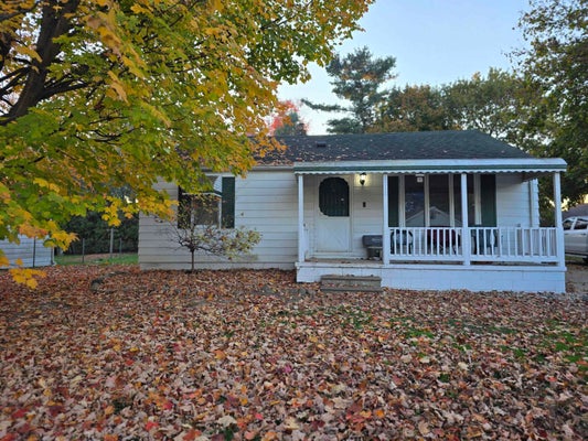 8211 NIXON AVE, MOUNT MORRIS, MI 48458 - Image 9b1c8e7d4d4088801dc046a677d5bd44/4092282464