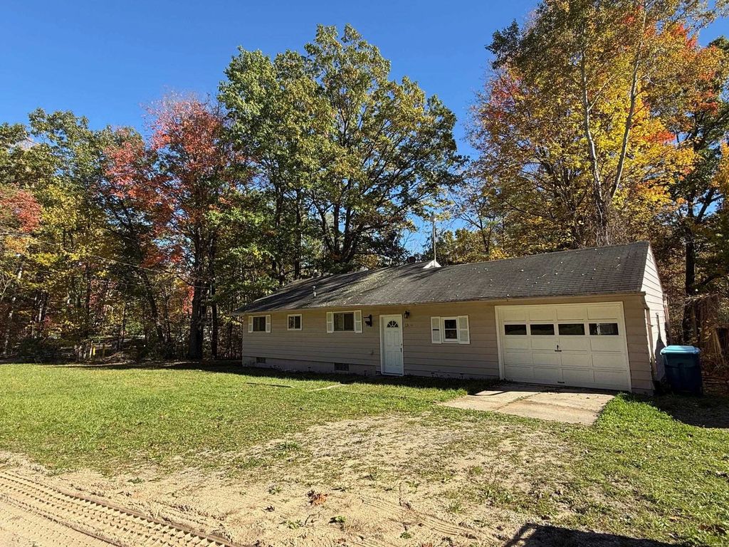 Photo of 1334 Denton Creek Road, Beaverton, MI 48612 (MLS # 50192401)