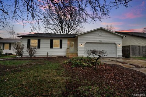 Photo of 807 Saint Bernard Street, Marysville, MI 48040 (MLS # 60983148)