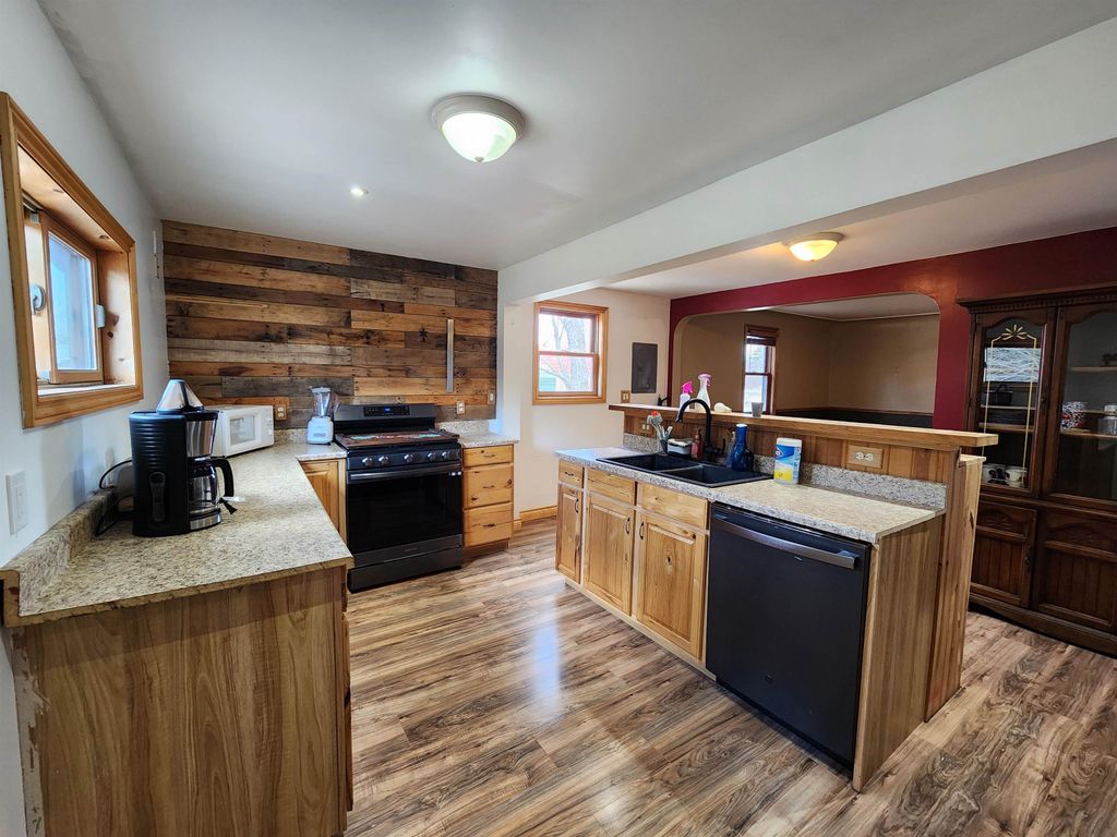 Photo of 7967 N Clare Avenue, Harrison, MI 48625 (MLS # 50202890)