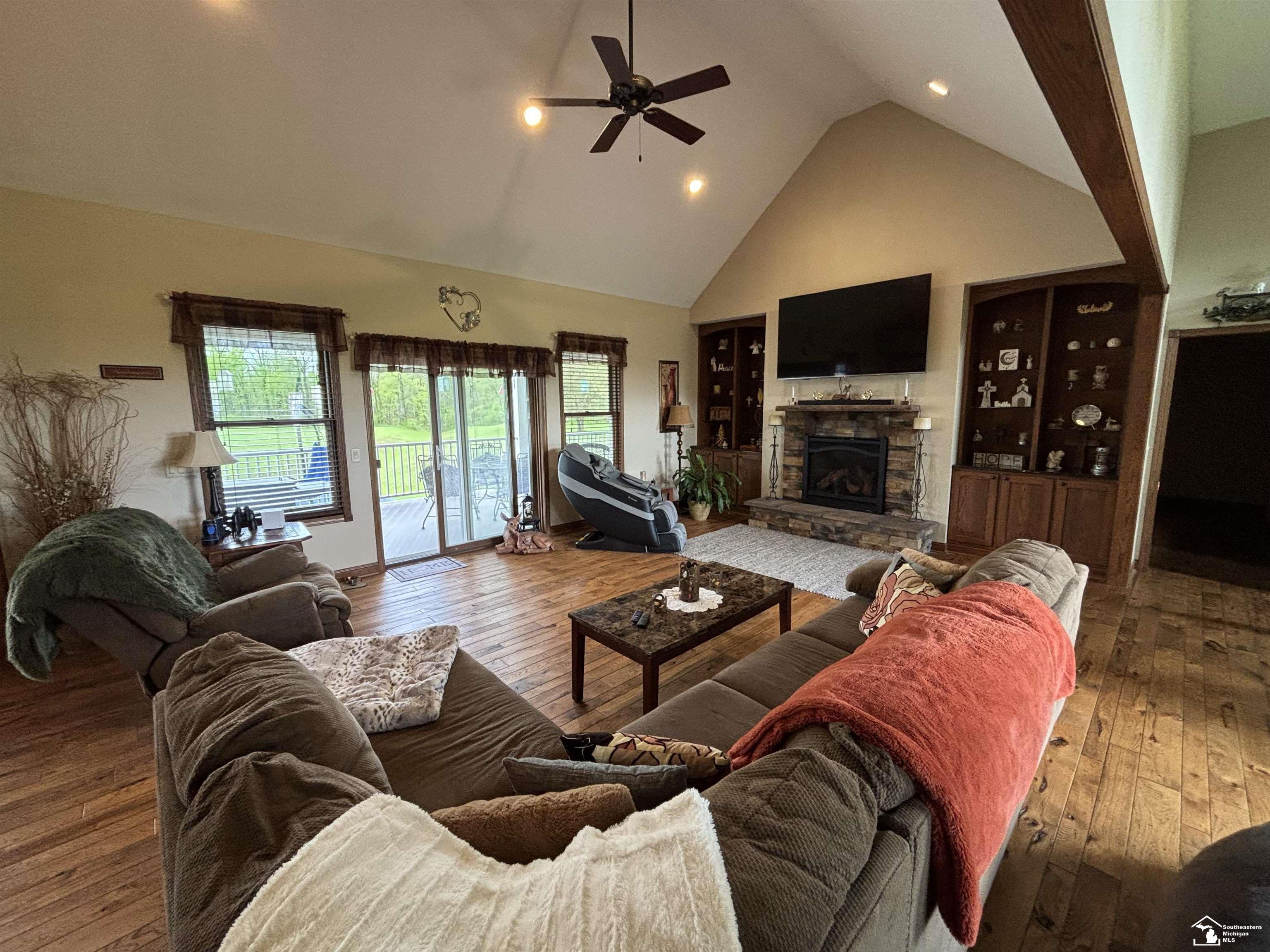 La Salle, Michigan 48145, United States, 4 Bedrooms Bedrooms, ,4 BathroomsBathrooms,Residential,Active,124624