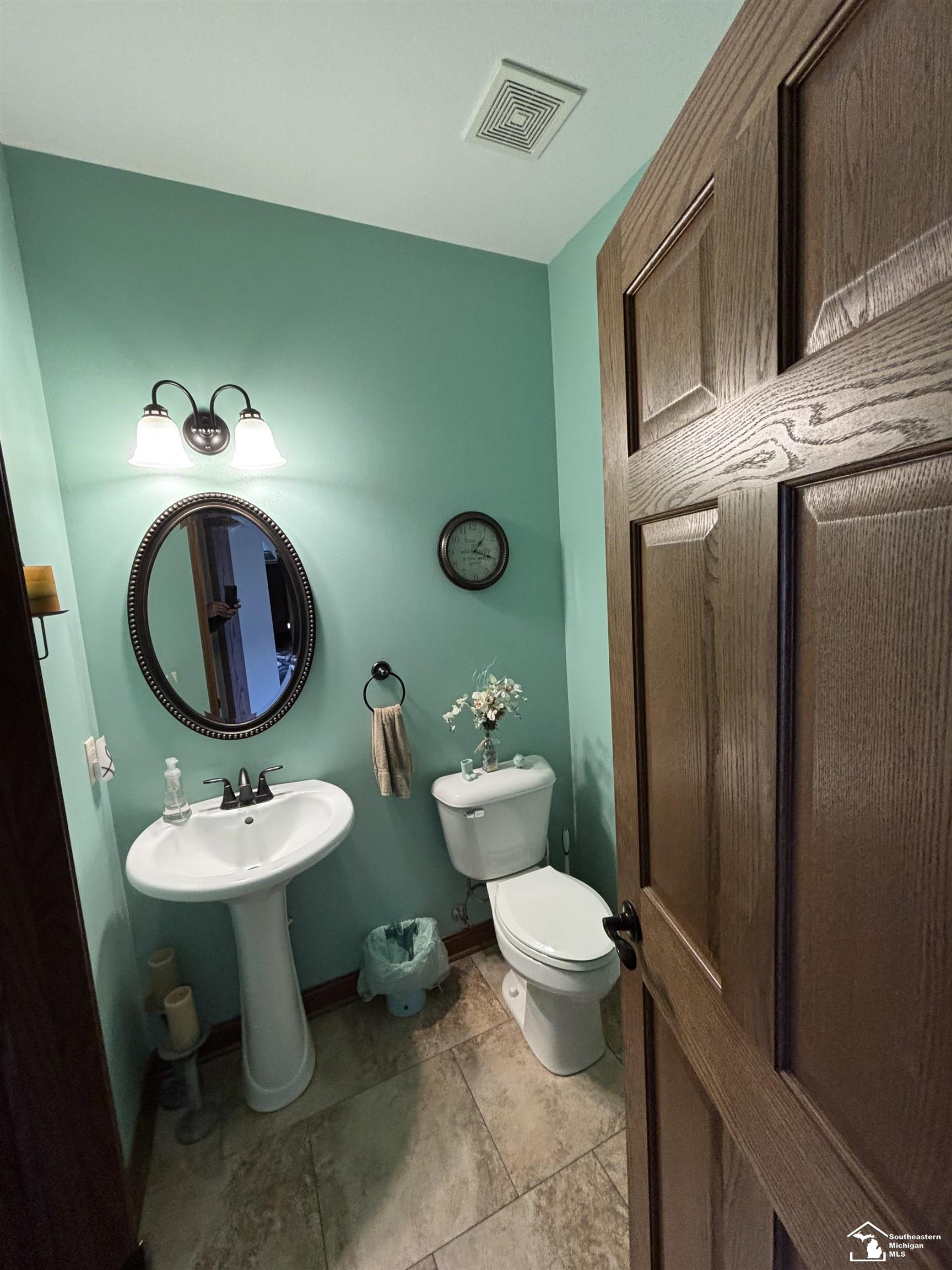 La Salle, Michigan 48145, United States, 4 Bedrooms Bedrooms, ,4 BathroomsBathrooms,Residential,Active,124624