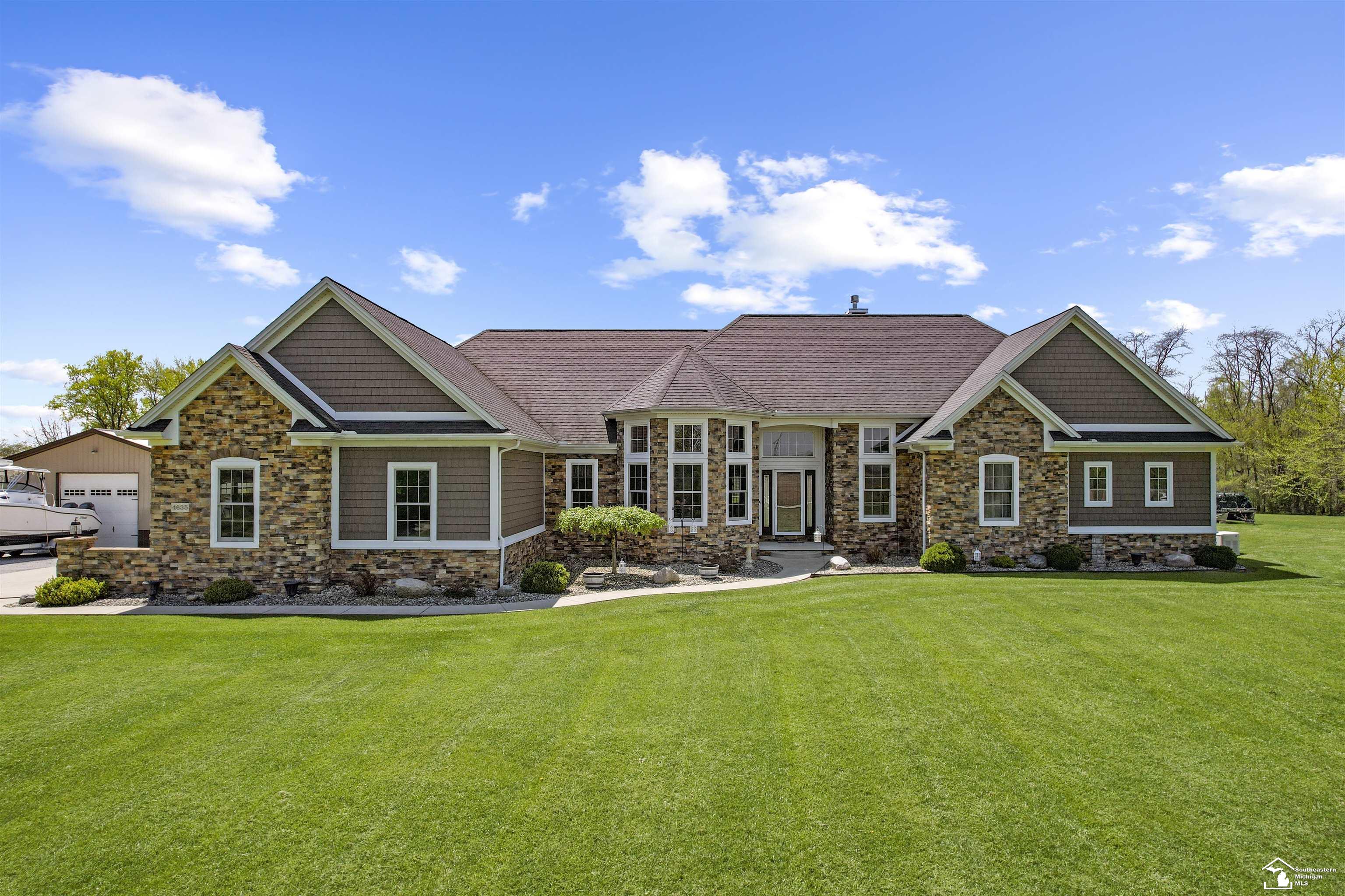 La Salle, Michigan 48145, United States, 4 Bedrooms Bedrooms, ,4 BathroomsBathrooms,Residential,Active,124624