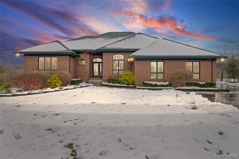 Photo of 3520 Blue Heron Court, Ann Arbor, MI 48198 (MLS # 60958935)