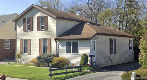 Photo of 1430 Marquette Street, Saginaw, MI 48602 (MLS # 60943002)