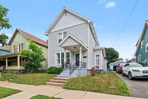 Photo of 531 Fairview Avenue, Manistee, MI 49660 (MLS # 70551569)