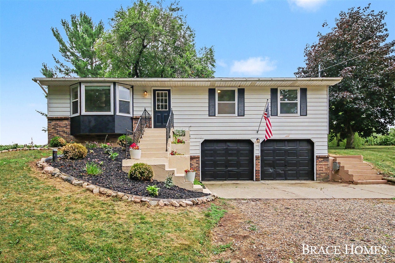 2880 15 Mile Road