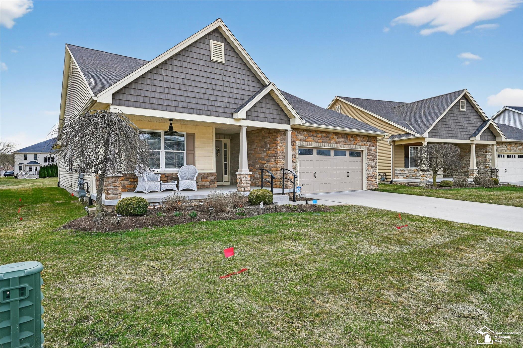 6727 W Summer Breeze Drive