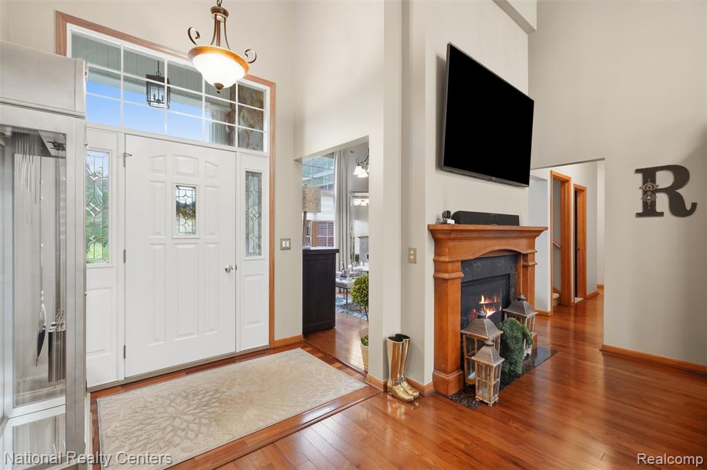 8401 Heartwood Drive