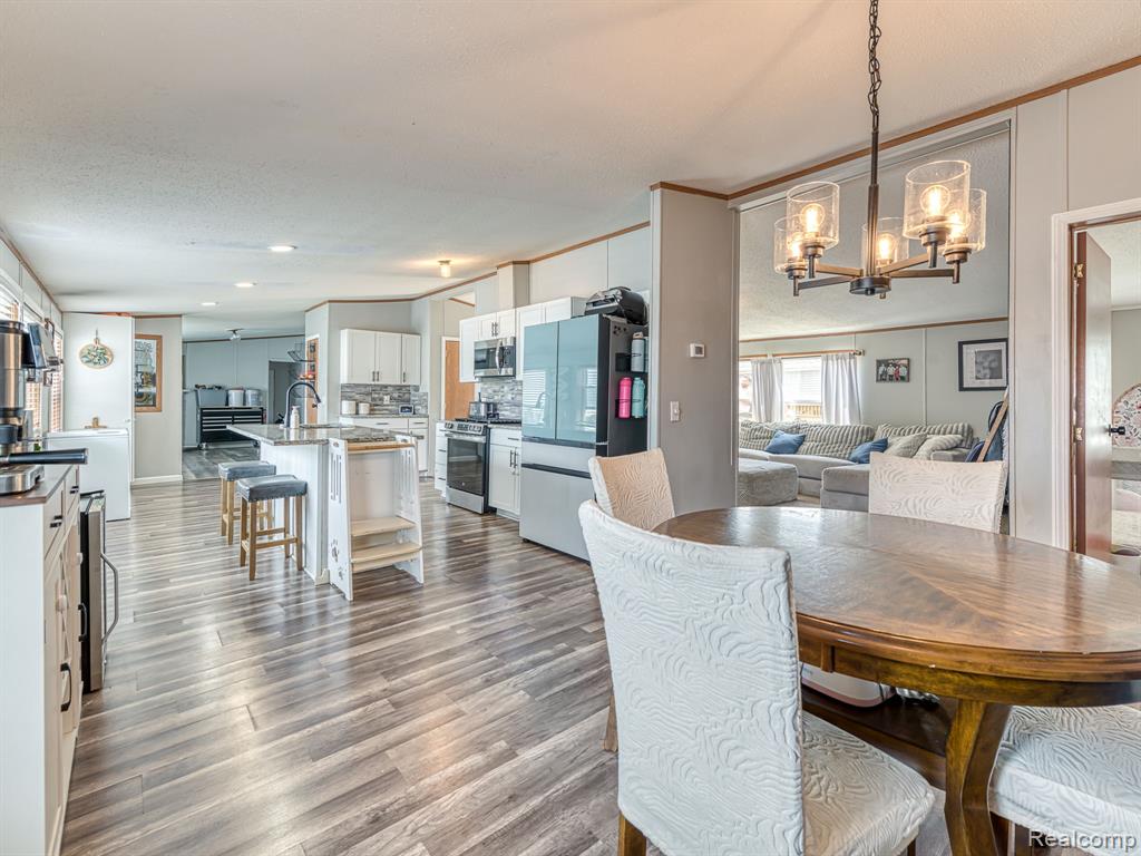 938 Tanner Landing