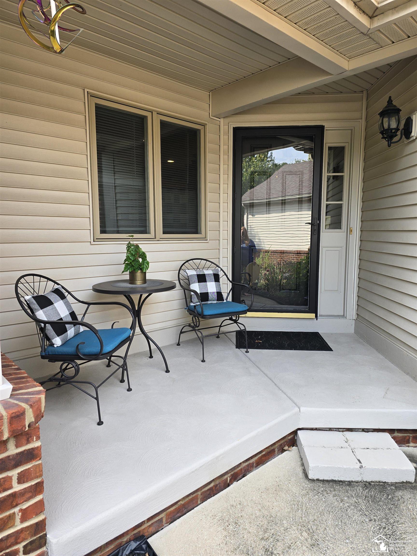 1670 Spruce Court 1