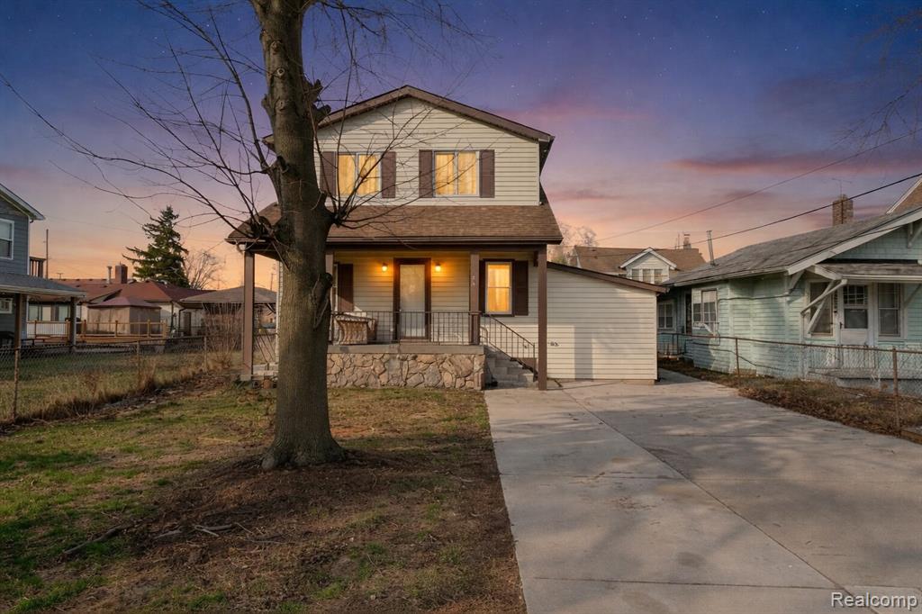 22453 E 10 Mile Road