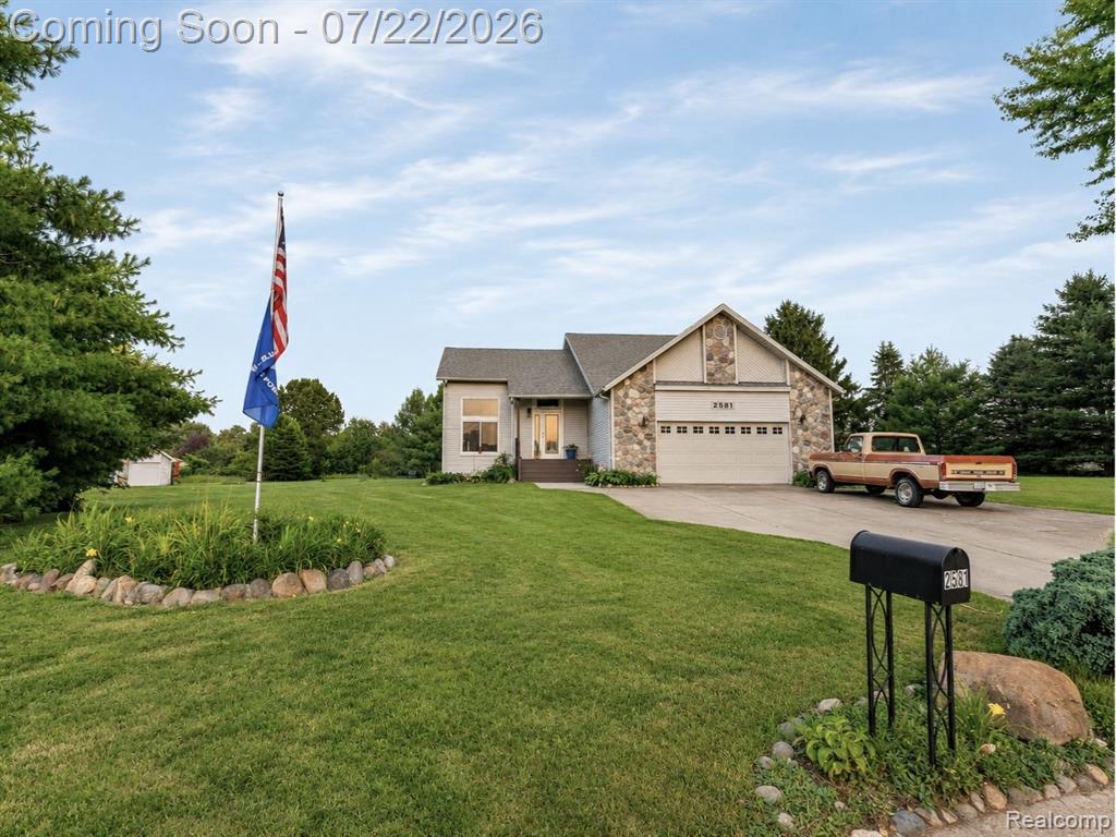 2581 Amy Court