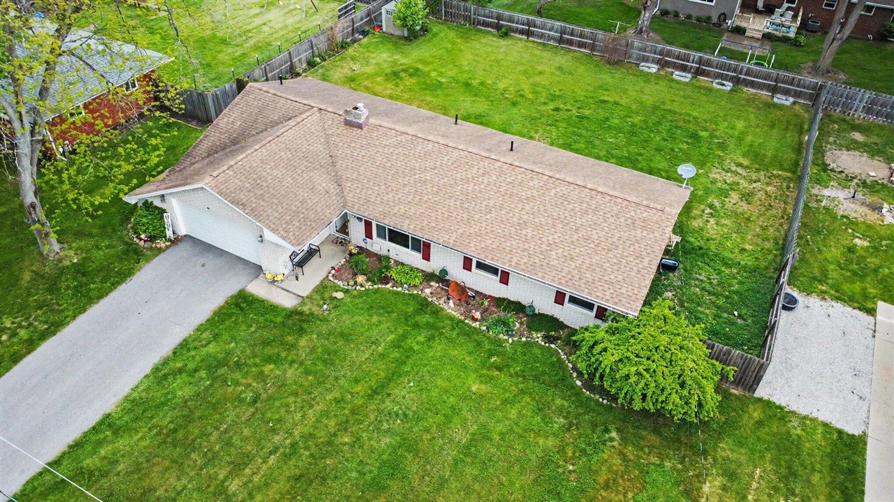 1138 Birchwood