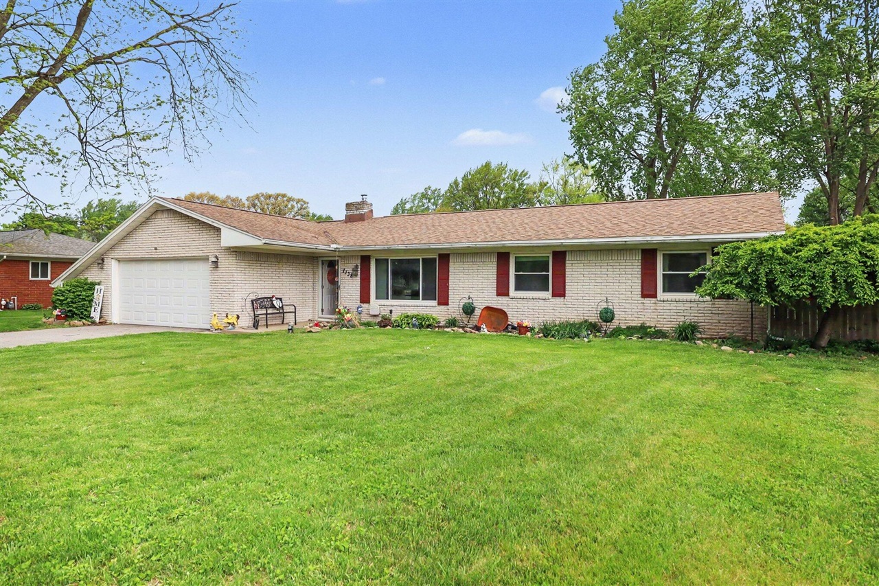 1138 Birchwood