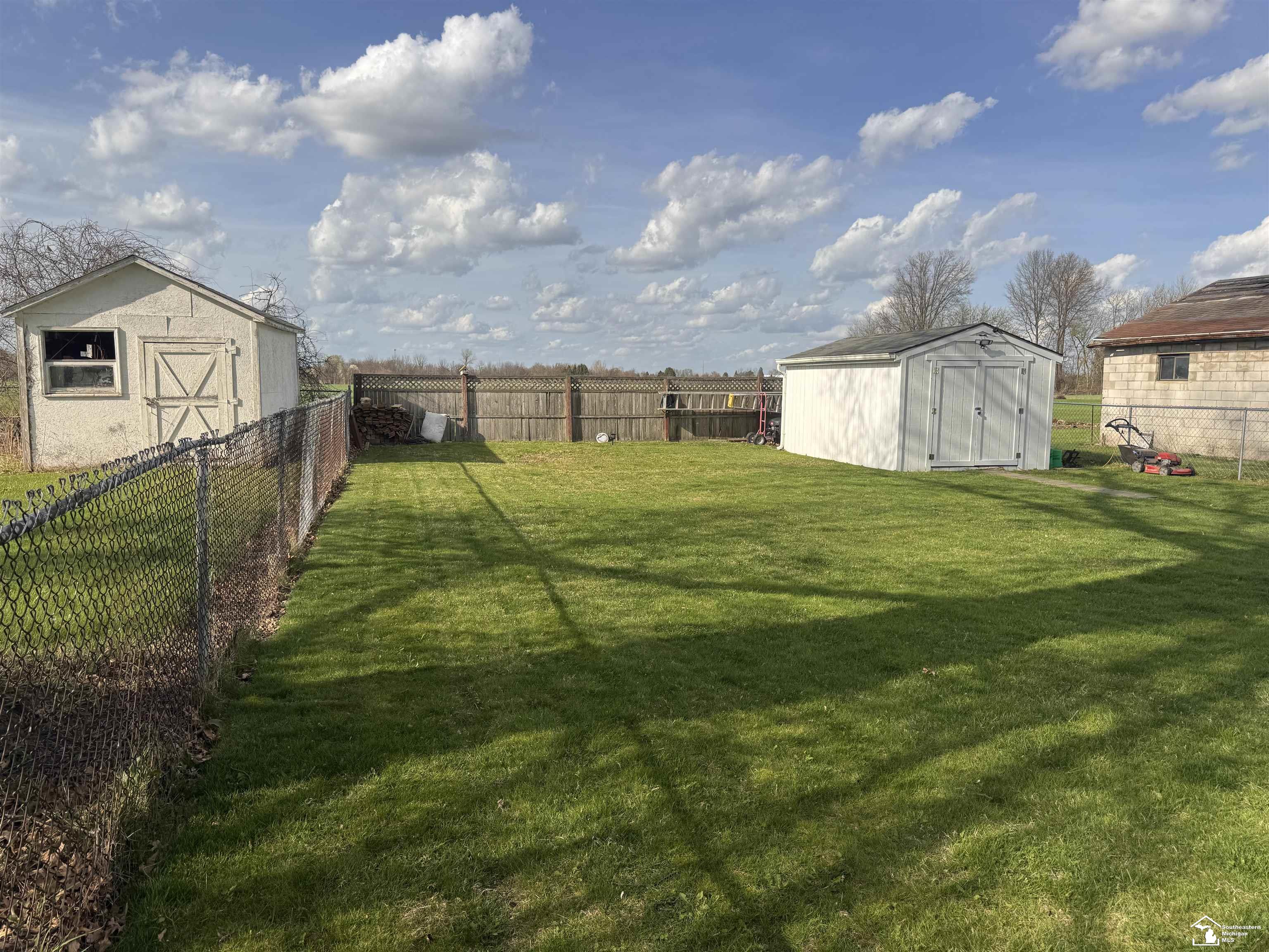 1100 Watson Boulevard