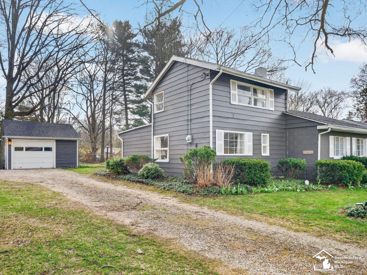 6790 Douglas Road