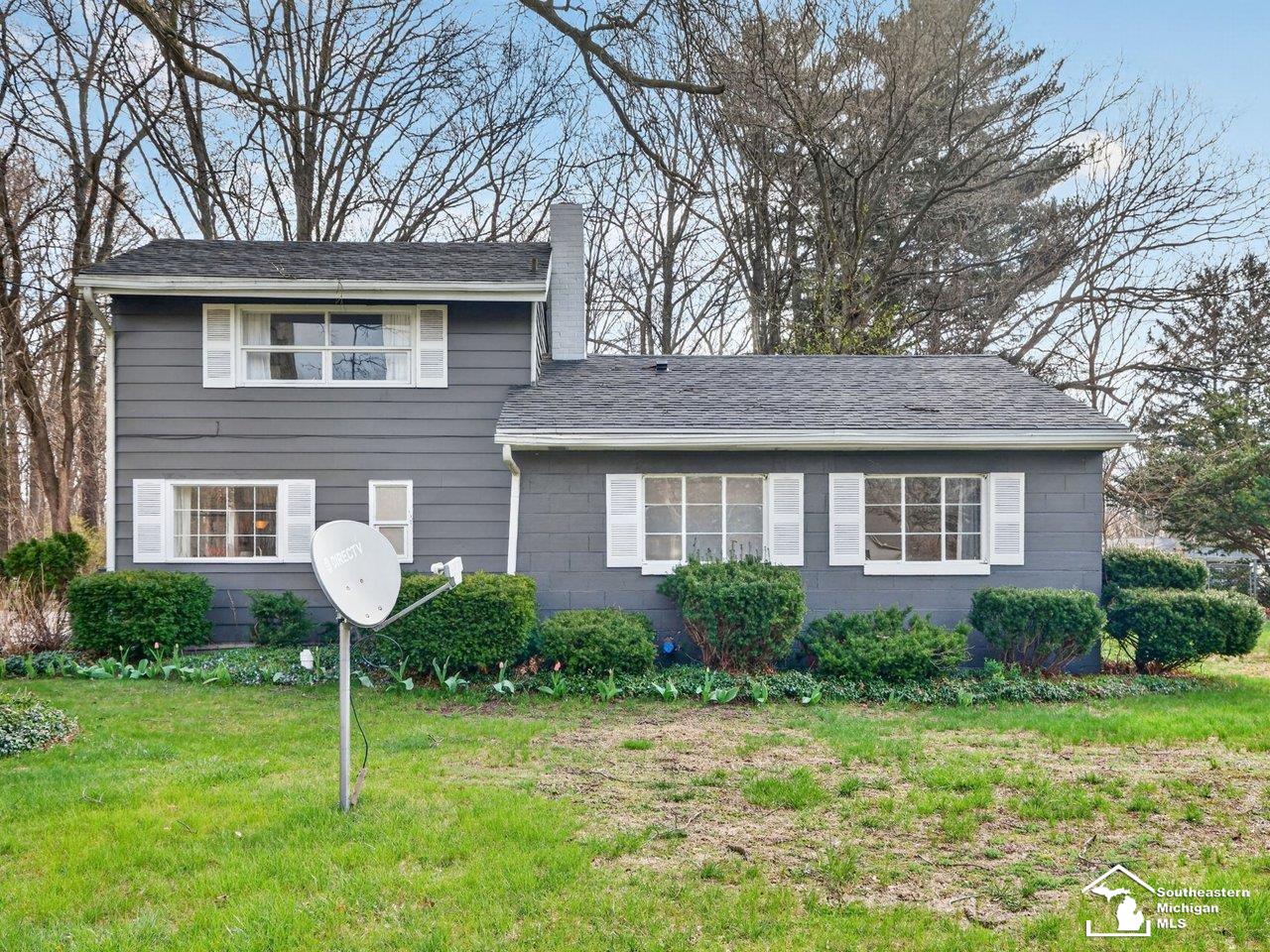 6790 Douglas Road