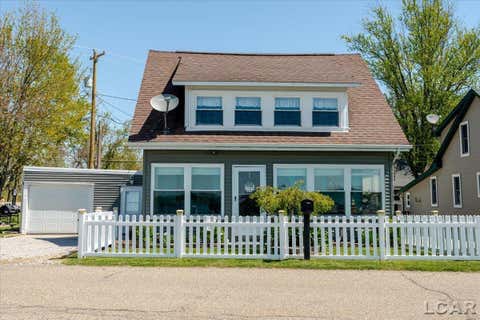 Photo for 1398 Lakeshore Drive