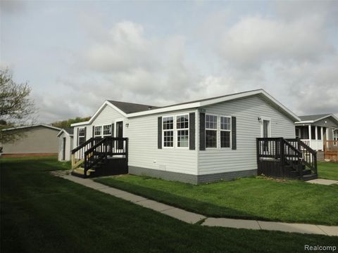 3913 Benjamin Way Monroe MI 48161