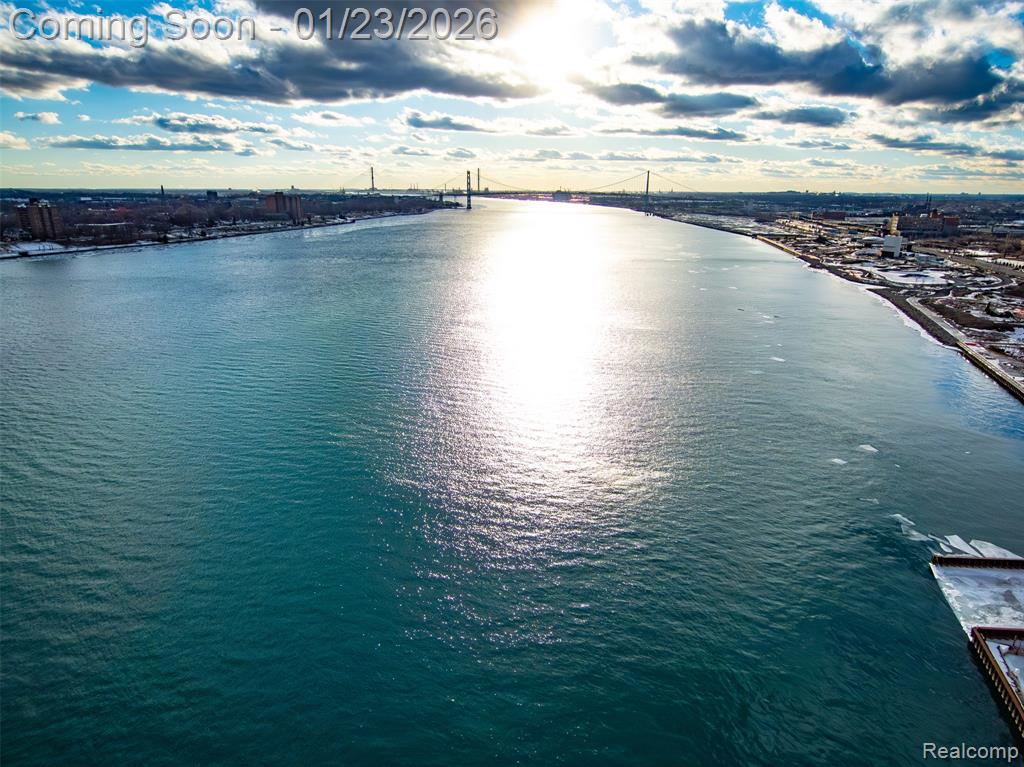 1001 W Jefferson Avenue 12i