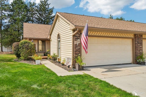 Photo for 2950 Lakewood Drive