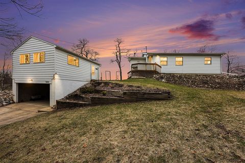 Photo of 1610 Mull Road, Tipton, MI 49287 (MLS # 70522290)