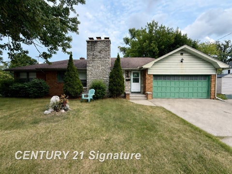 Photo of 2116 Barnard Street, Saginaw, MI 48602 (MLS # 50218063)