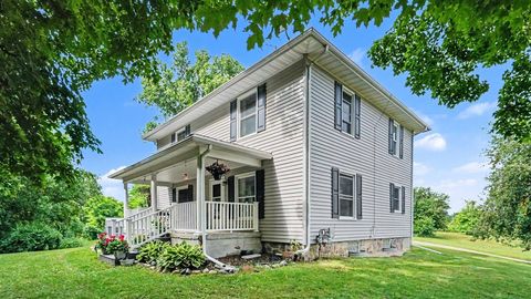 Photo of 2188 Sylvan Road, Chelsea, MI 48118 (MLS # 70541814)