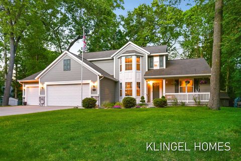 Photo of 14936 Woodacre Court, Grand Haven, MI 49417 (MLS # 70540063)