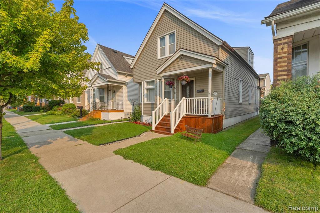 HamtramcK, Michigan 48212, United States, 4 Bedrooms Bedrooms, ,3 BathroomsBathrooms,Residential,Pending,192814 HamtramcK, Michigan 48212, United States, 4 Bedrooms Bedrooms, ,3 BathroomsBathrooms,Residential,Pending,192814