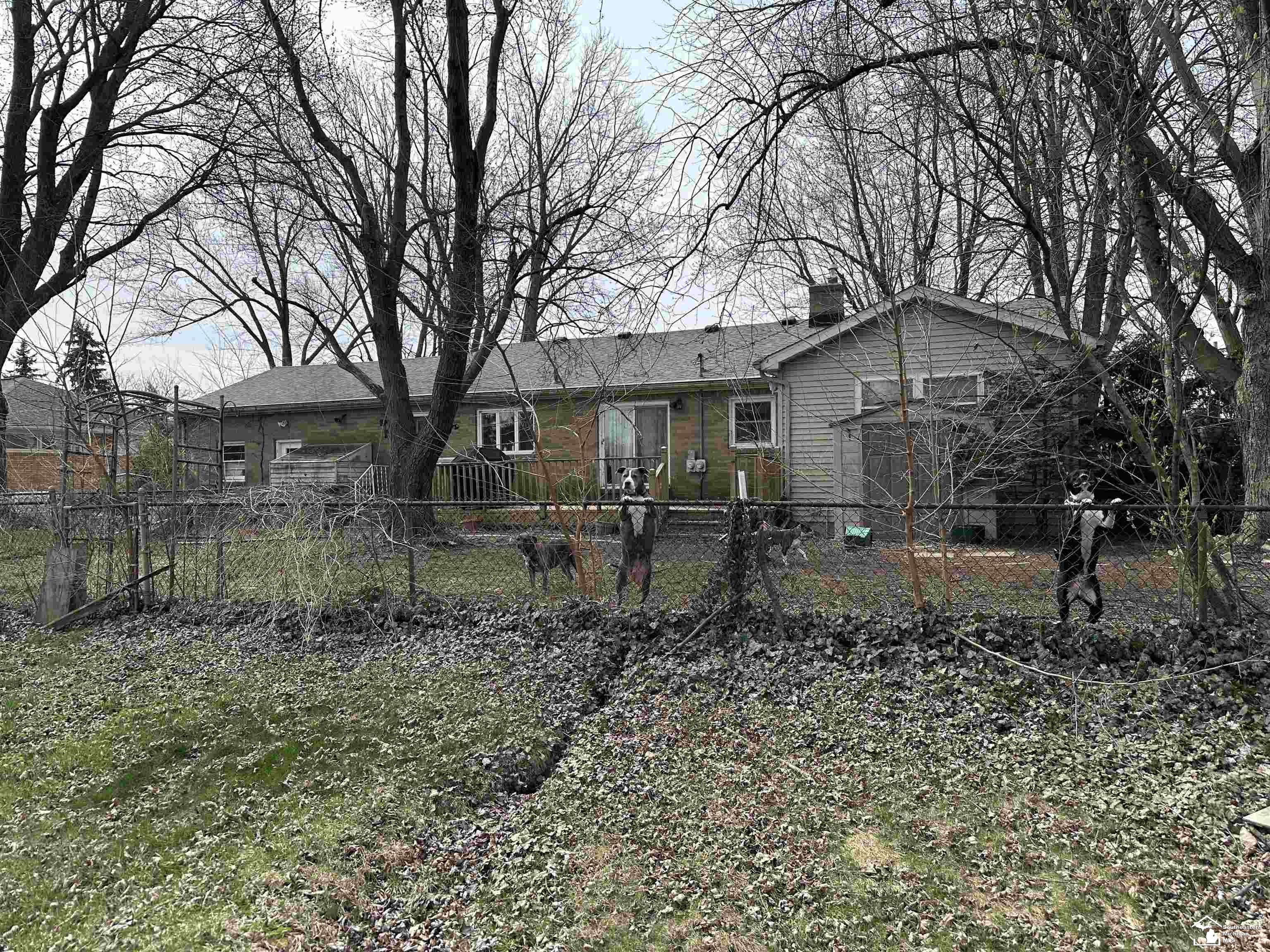 3380 S Custer Road