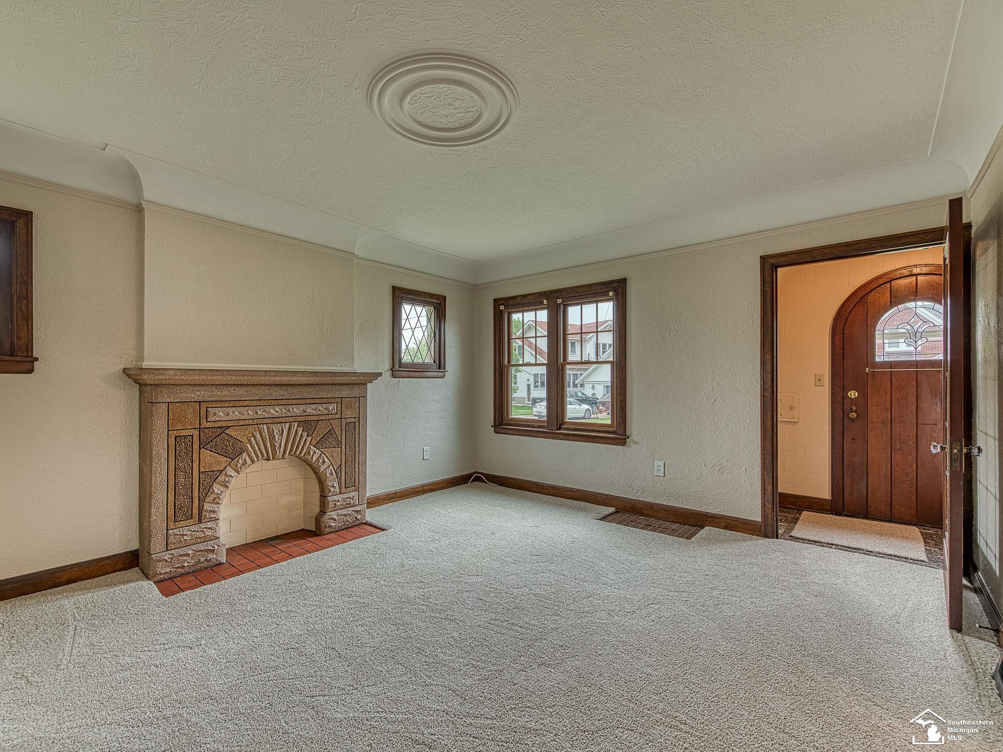 Flat Rock, Michigan 48134, United States, 2 Bedrooms Bedrooms, ,2 BathroomsBathrooms,Residential,Active,192876