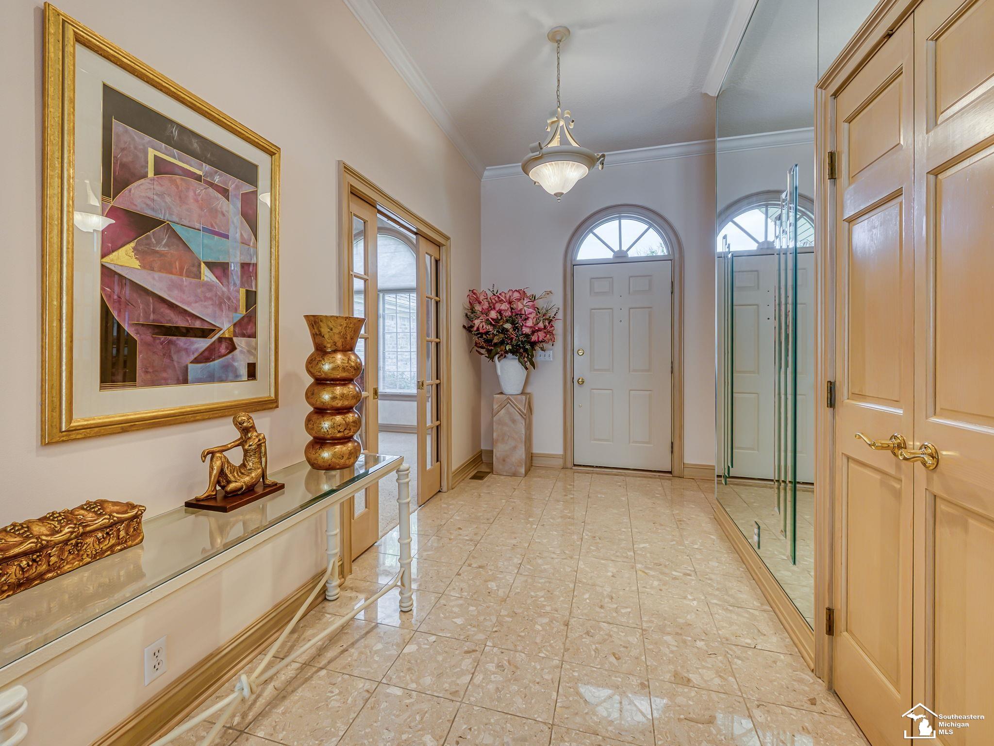 5572 Raven Parkway Drive
