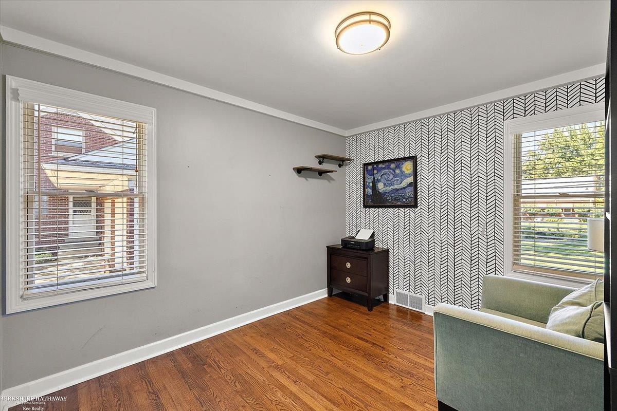 Saint Clair Shores, Michigan 48080, United States, 2 Bedrooms Bedrooms, ,2 BathroomsBathrooms,Residential,Active,197492