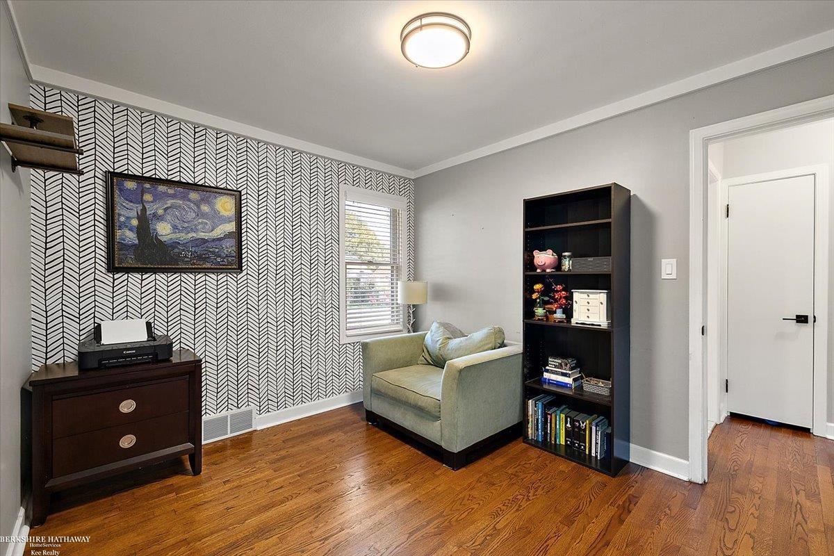 Saint Clair Shores, Michigan 48080, United States, 2 Bedrooms Bedrooms, ,2 BathroomsBathrooms,Residential,Active,197492