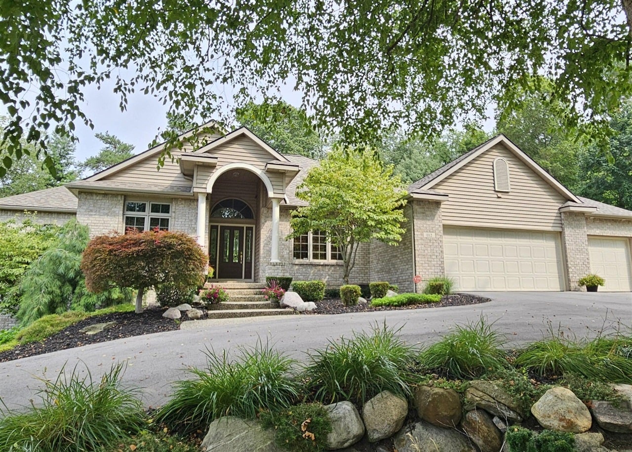 112 Stonehenge Drive