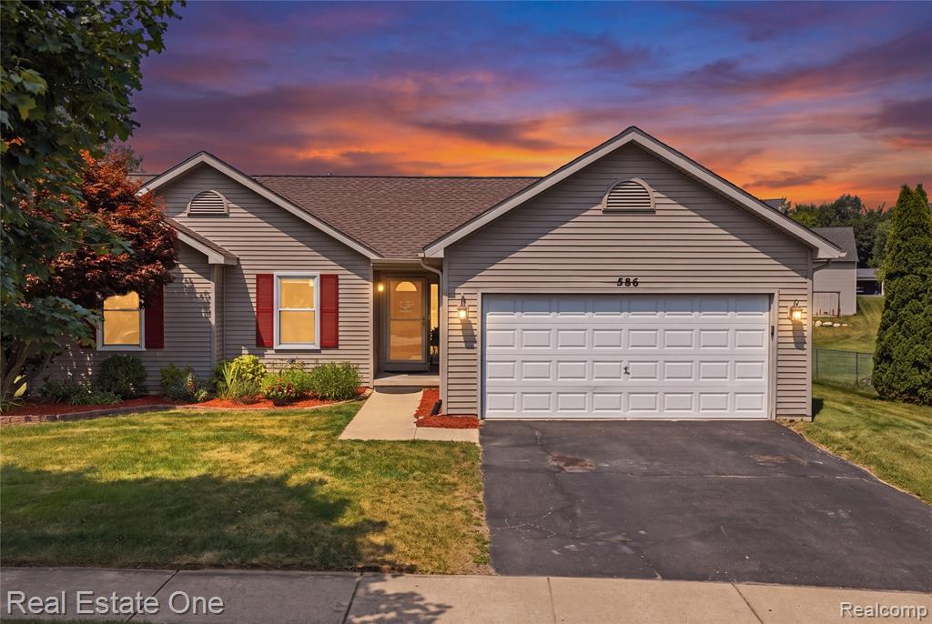 586 Town Trail