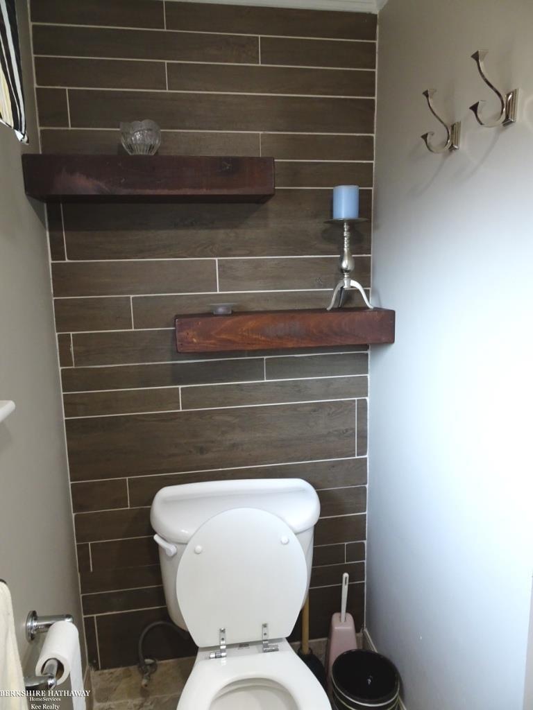 Sterling Heights, Michigan 48312, United States, 3 Bedrooms Bedrooms, ,2 BathroomsBathrooms,Residential,Pending,213563