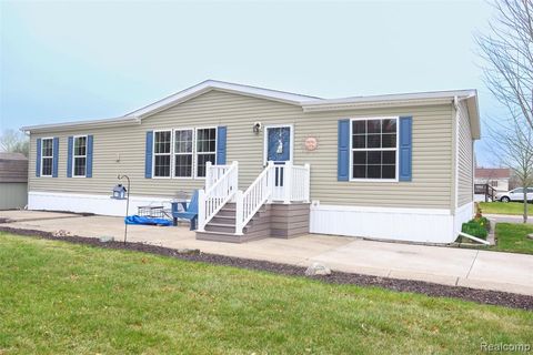 501 Kinloch Temperance MI 48182