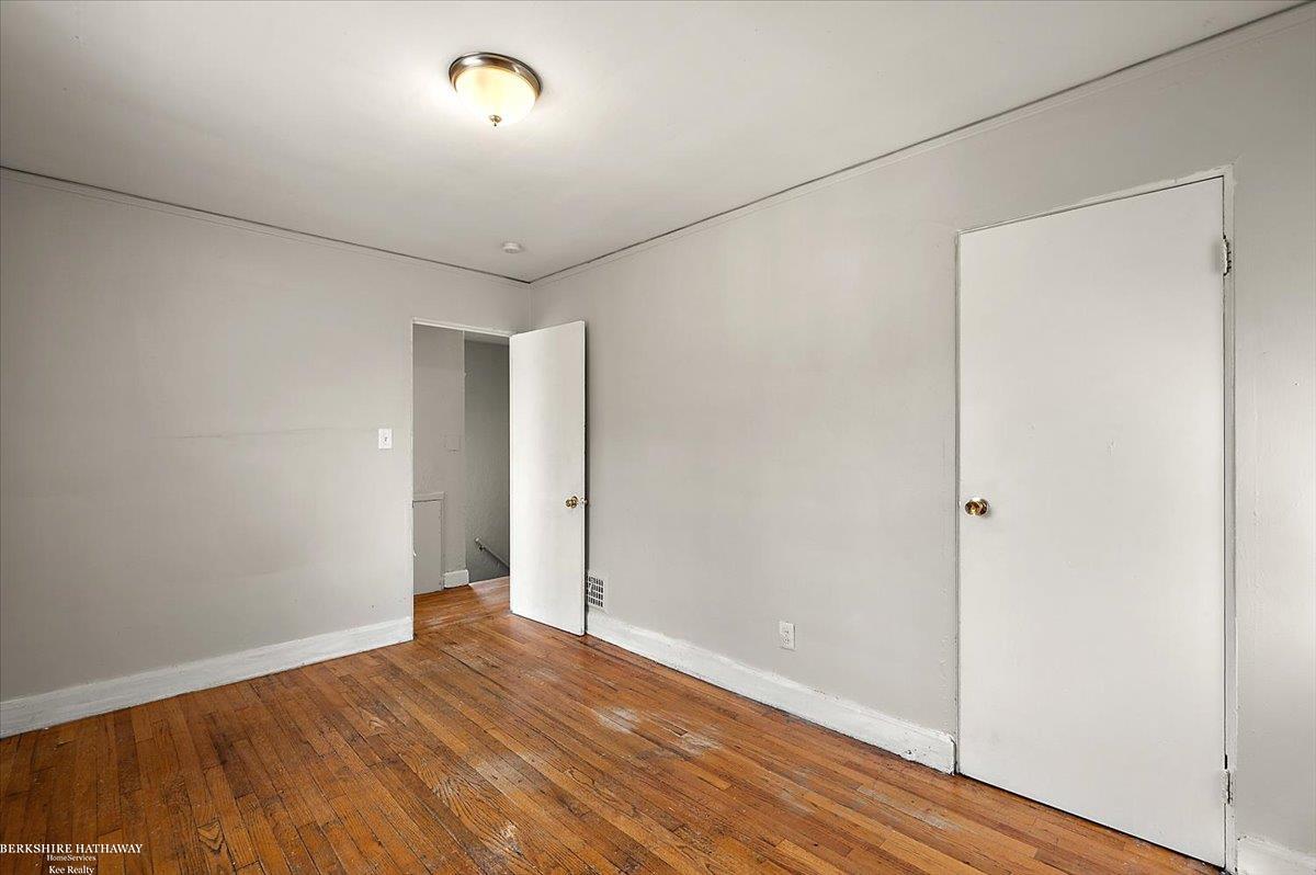 Detroit, Michigan 48227, United States, 3 Bedrooms Bedrooms, ,2 BathroomsBathrooms,Residential,Active,220236