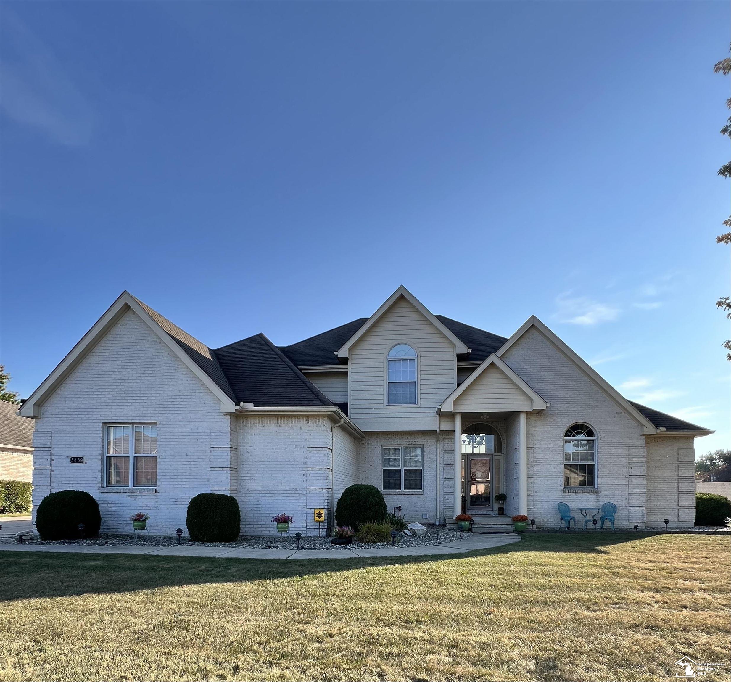 5489 Wimbledon Park Drive