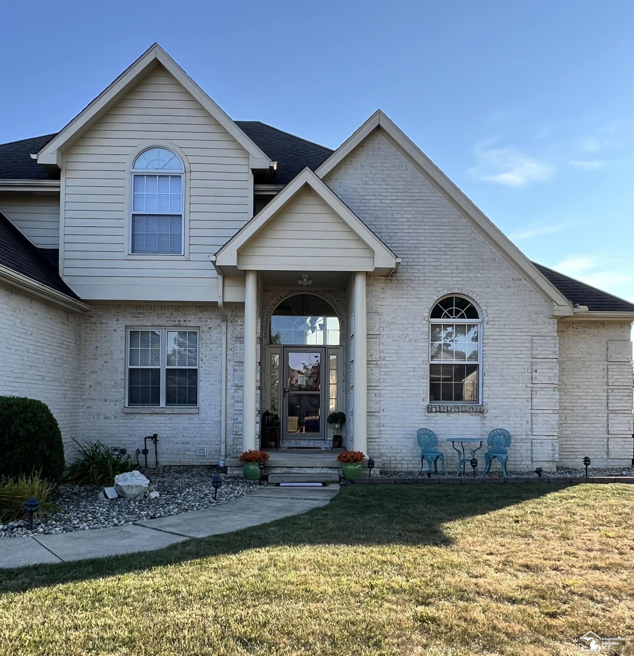 5489 Wimbledon Park Drive