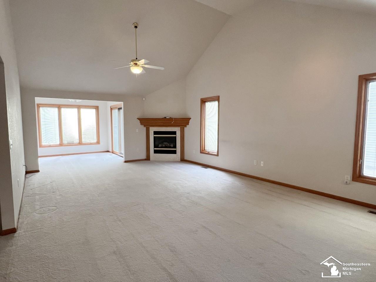 1641 Spruce Court 46