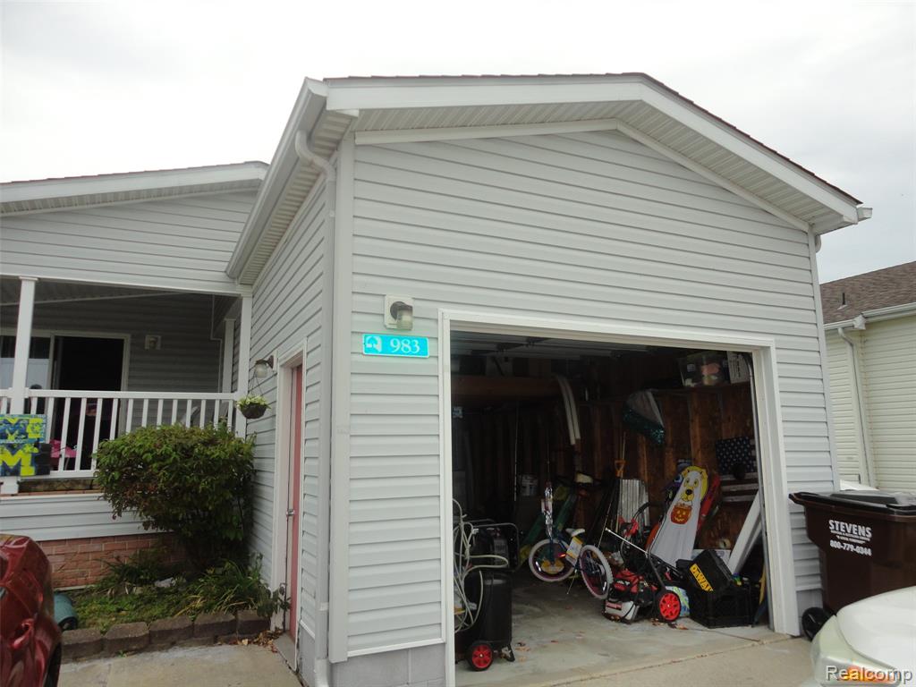 983 Tanners Landing